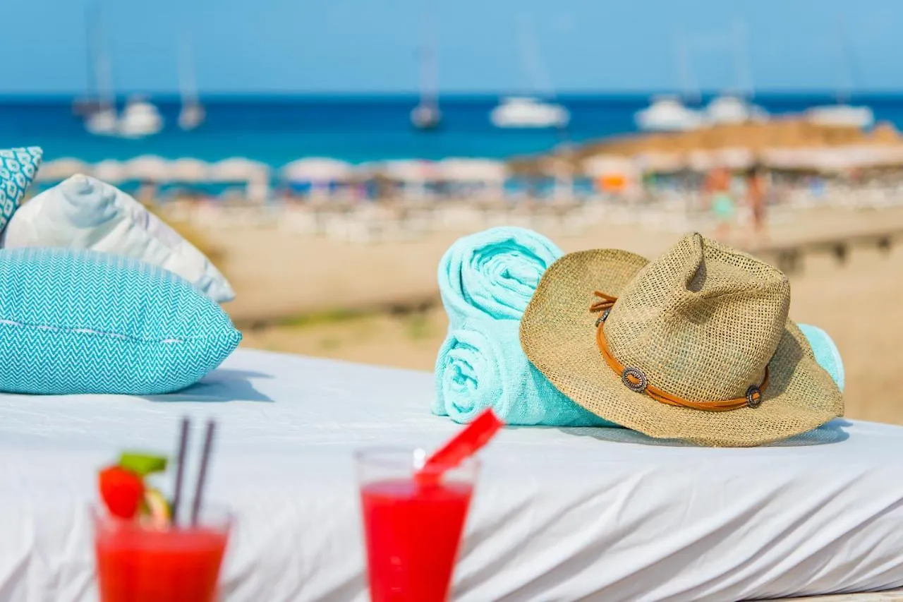 Insotel Tarida Beach Resort & Spa Cala Tarida